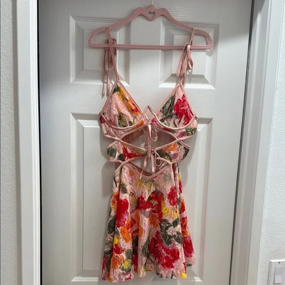 Dasha floral Lace for love & lemons cut out dress - Picture 2 of 6